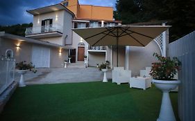 B&B MicAnTo